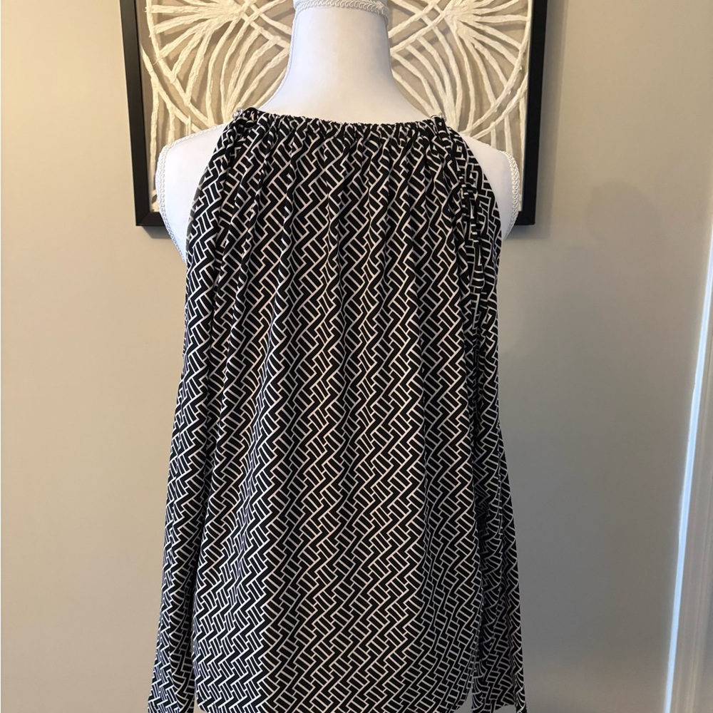 Michael Kors Black and White Cold Shoulder Geometric LS Top
